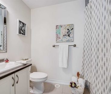 For Lease - 138 Alvin Pegg Drive, East Gwillimbury, Ontario - Photo 3