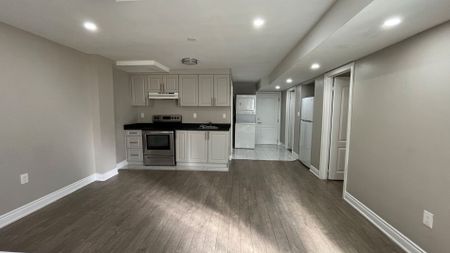 For Lease - 11 Southbend Drive Unit# Basement, Brampton, Ontario - Photo 2