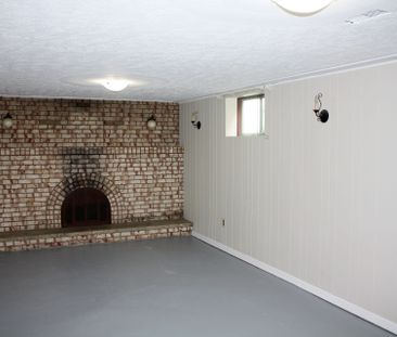 For Lease - 69 Adair Avenue, Hamilton, Ontario - Photo 5