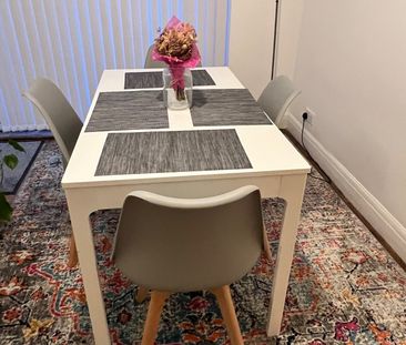 Room in a Shared House, Deanscroft Avenue, NW9 - Photo 1