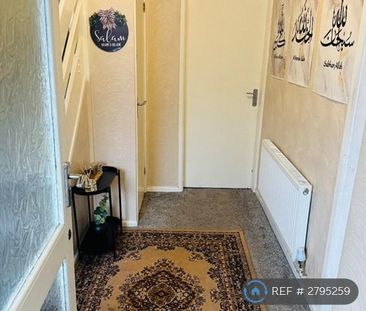 3 bedroom terraced house to rent - Photo 1