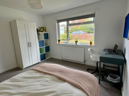 4 bedroom house to rent - Photo 2