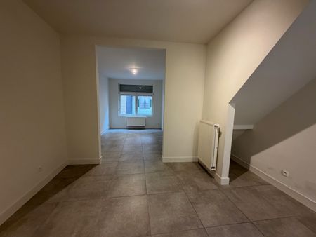 Gerenoveerde studio op het gelijkvloers. - Photo 4