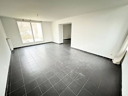 Location maison 7 pièces 160.27 m² à Roubaix (59100) - Photo 2