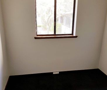 15/23 Kinsella Street, Joondanna WA 6060 - Photo 5