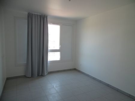 Location Appartement 1 pièce 20m² LYON 7ème - Photo 5