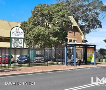 FULL BRICK TOWNHOUSE, NEAR AUBURN CBD - Photo 2