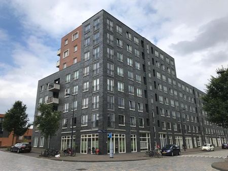 Te huur: Appartement Emmy Andriessestraat 328 in Amsterdam - Photo 2