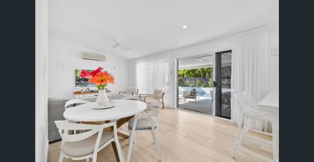 Simply Stunning - Single level living in peaceful Sunrise Beach - Rare Find! - Unfurnished, Heated Inground Pool - Photo 3