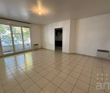 Appartement T3 de 63.17m² avec balcon à VAUJOURS - Photo 5