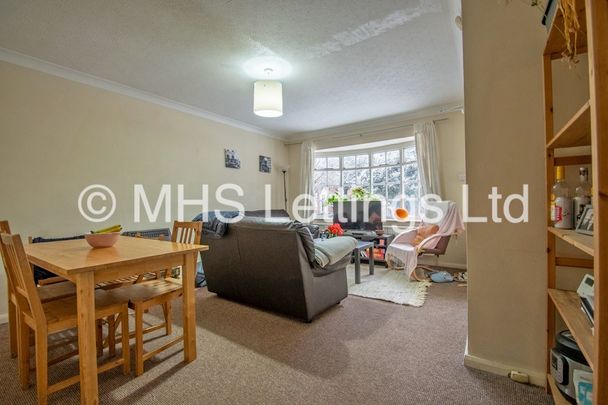 4 Bedroom Mid Terraced House for rent in North Grange Mews - Photo 1