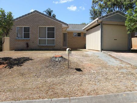 Comfortable Family Home with Undercover Entertaining Area - Photo 4