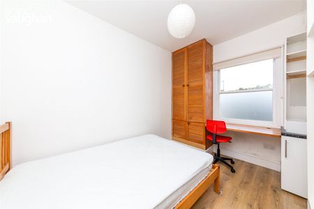 5 bedroom terraced house to rent - Photo 3