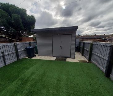 2 bedroom semi-detached house to rent - Photo 3