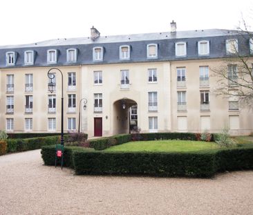 Location Appartement 1 pièce 35m² ST GERMAIN EN LAYE 78100 - Photo 1