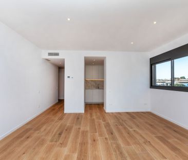 Piso de alquiler en Carrer de Joan de la Cierva, Finestrelles - Photo 4