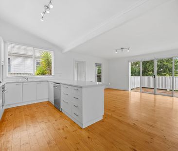 18 Otway St S, Ballarat East VIC 3350 - House For Rent | Domain - Photo 1