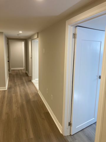 For Lease - 8 Regency Street Unit# Lower, Hamilton, Ontario - Photo 4