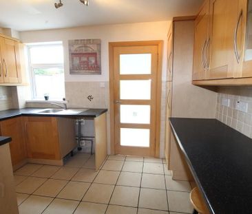 17 Bryson Park, Newtownabbey, BT36 5XP - Photo 2