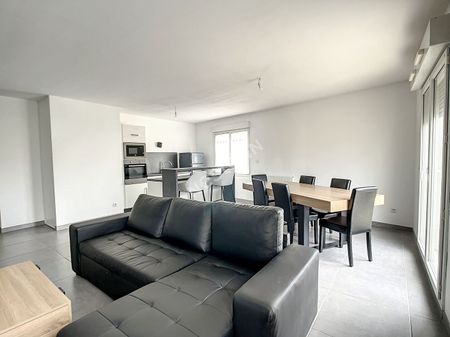 Location Appartement 2 pièces 57m² - Photo 5