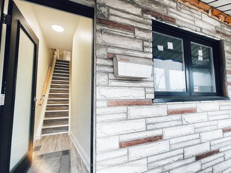 For Lease - 1623 Keele Street Unit# B (UPPER), Toronto, Ontario - Photo 3