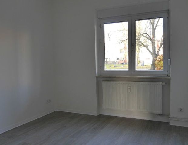 ﻿Schöne 3-Zimmer-Wohnung mit Tageslichtbad und Balkon im Limes-Quartier zu vermieten - Photo 1