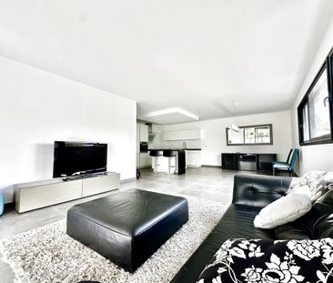Location Appartement 4 pièces Meublé 122m² DIVONNE LES BAINS 01220 - Photo 1