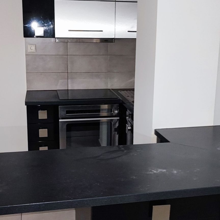 Ενοικίαση κατοικίας, 53 τ.μ., Πειραιάς, 500 € - Photo 1