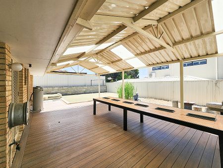 25A Victoria Street, Redcliffe WA 6104 - Photo 5