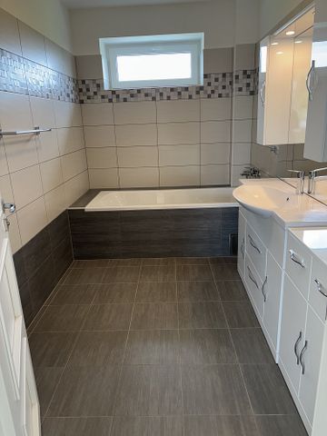 Pronájem domu 280 m² s pozemkem 900 m² - Photo 4