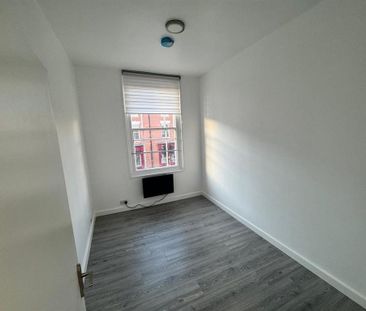 10 bedroom end of terrace house to rent - Photo 1