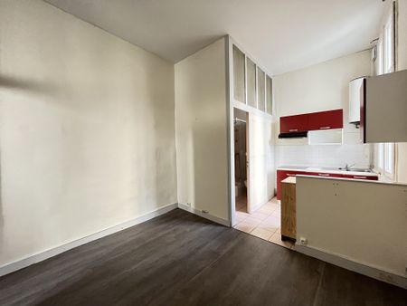 Location Appartement 1 pièce 29m² SAUMUR 49400 - Photo 4