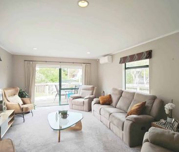 Modern Family Home with Study, Sunny Deck & Pr... - Photo 2