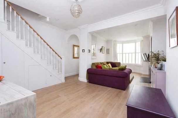Chatto Road, Clapham, London, SW11 - Photo 1