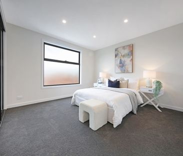 2A Schulz St, Bentleigh East VIC 3165 - Townhouse For Rent | Domain - Photo 5