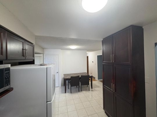 For Lease - 34 Glenroy Road, London South, Ontario - Photo 1