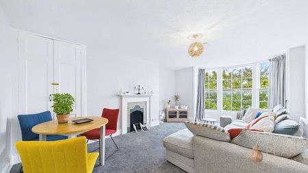 Bedford Row, Worthing, BN11 - Photo 4