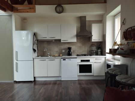 Location Appartement 4 pièces 83m² ESPALION 12500 - Photo 5