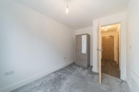 2 bedroom flat to rent - Photo 4