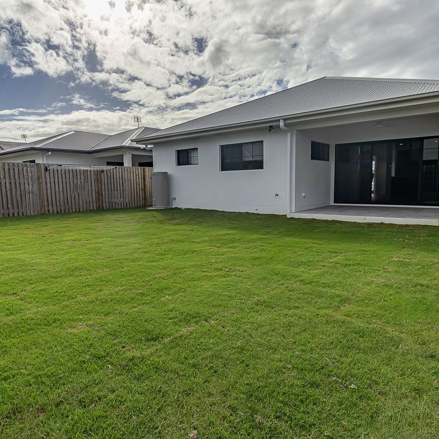 13 Cabral Court, Burdell - Photo 1