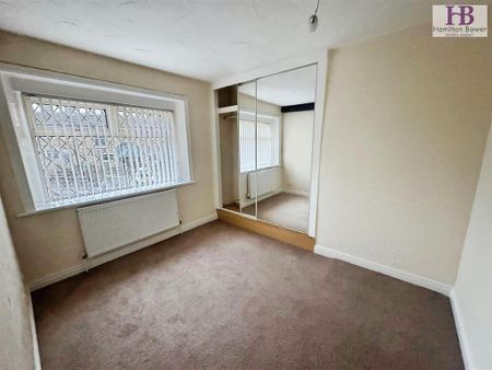 2 bedroom end of terrace house to rent - Photo 2