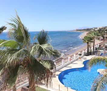 Seasonal rental apartment with frontal sea views in a first line be... - Photo 6