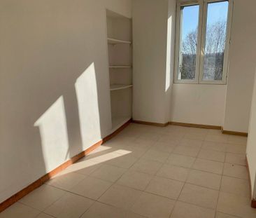 Location appartement 3 pièces 44 m² à Aubenas (07200) - Photo 1