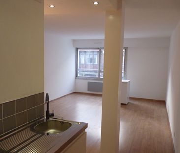 Location Appartement 1 pièce 28m² - Photo 5