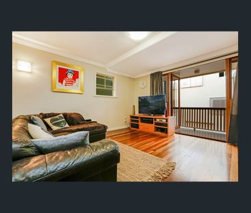 Stylish Tri Level Terrace Home in the Heart of Spring Hill - Call N... - Photo 2