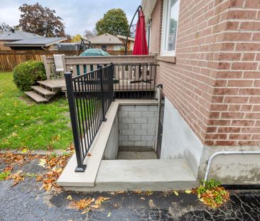 For Lease - 902 Donovan Crescent Unit# Lower, Whitby, Ontario - Photo 6