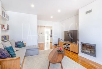 Apartamento T4 em Porto