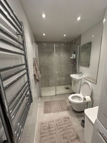 Utgårdsvägen, Handen - Photo 5