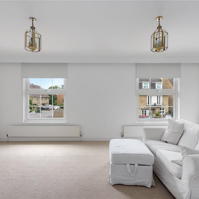 4 bedroom terraced house to rent - Photo 1