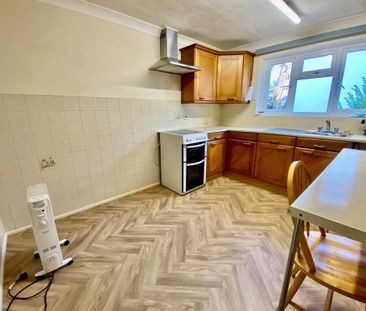 Bournemouth Albemarle Court 22 Manor Road, BH1, Dorset - Photo 4